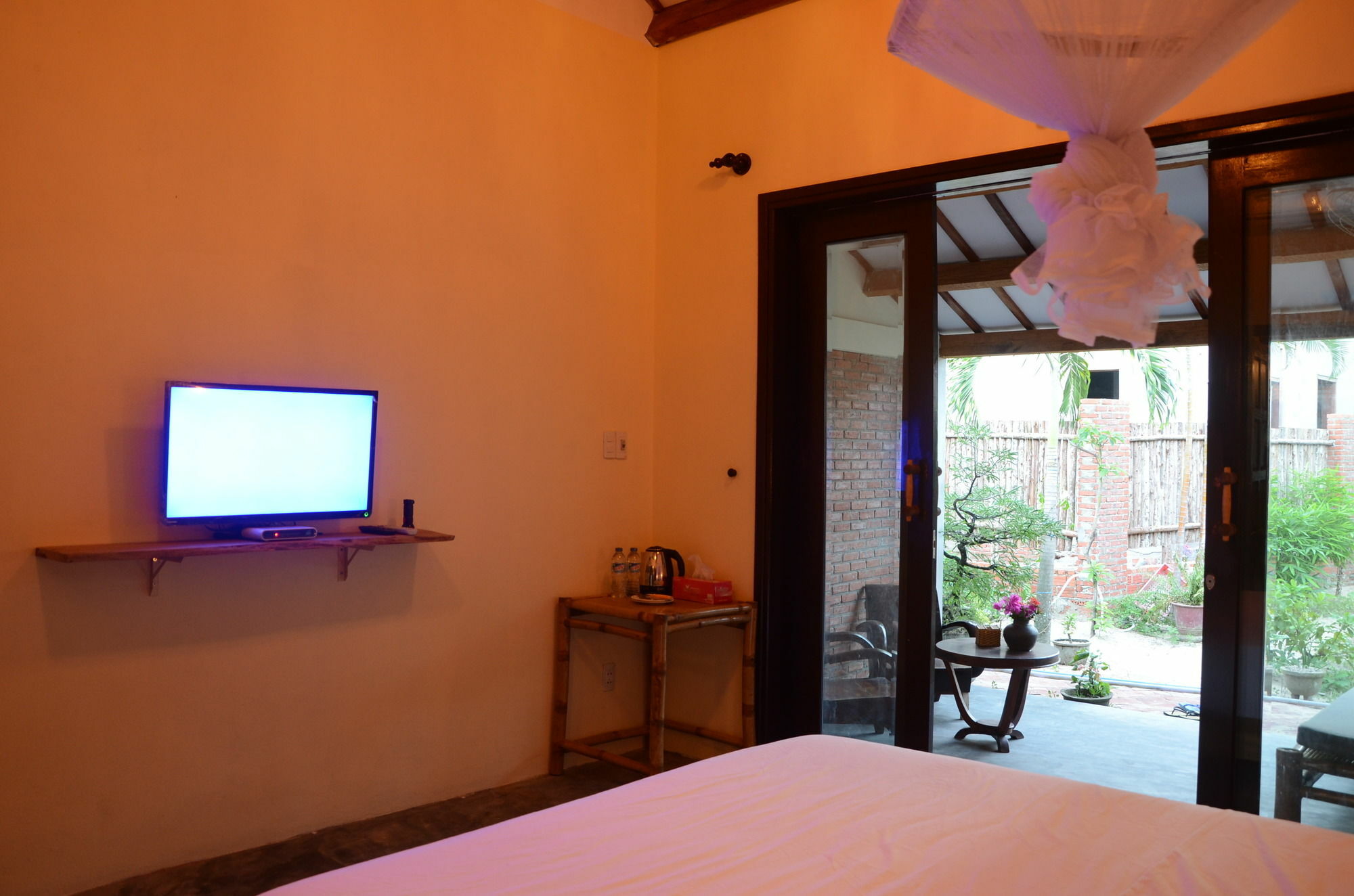 Red Flower Cottages Homestay Хойан Экстерьер фото