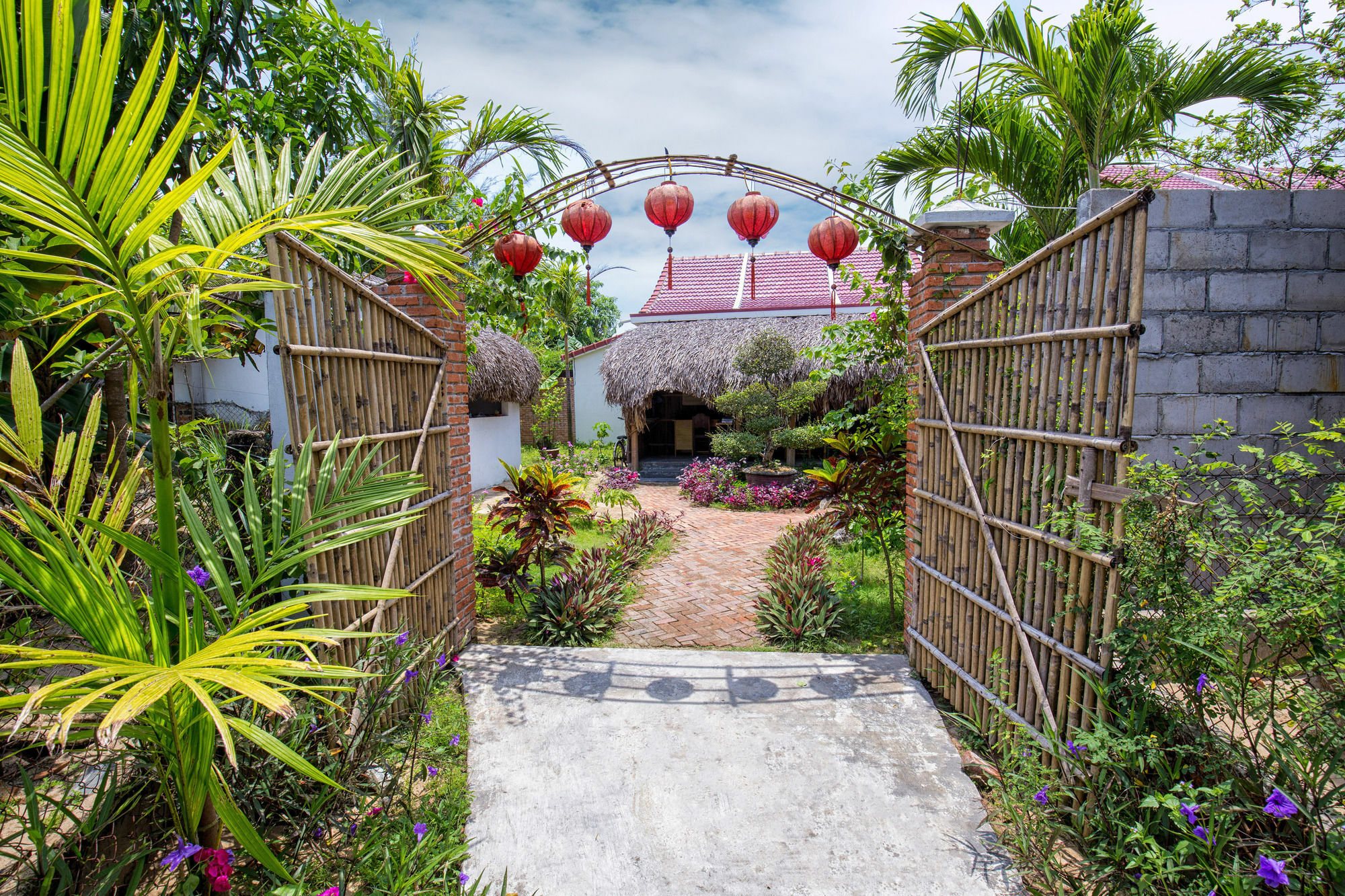 Red Flower Cottages Homestay Хойан Экстерьер фото