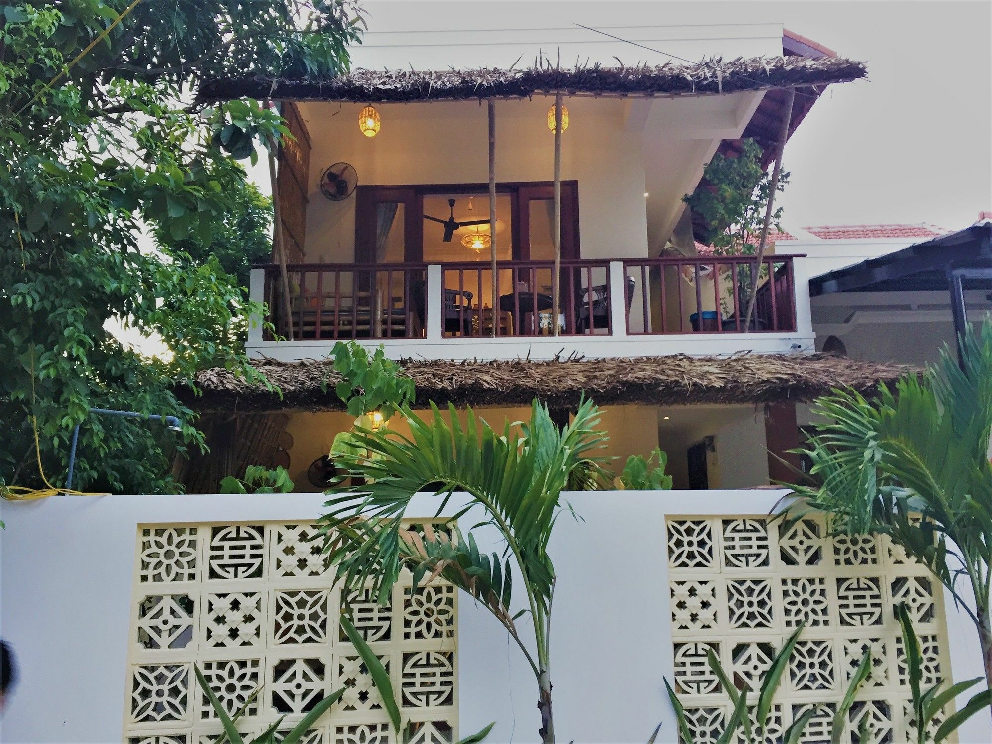Red Flower Cottages Homestay Хойан Экстерьер фото