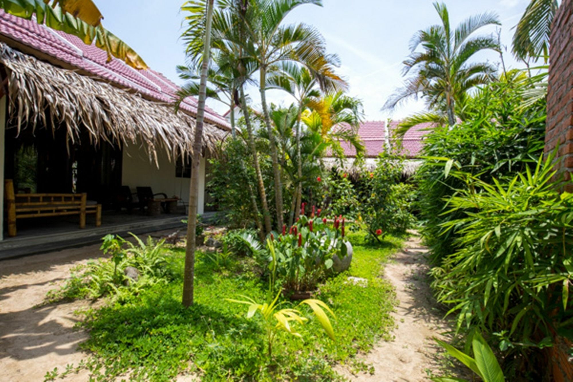 Red Flower Cottages Homestay Хойан Экстерьер фото